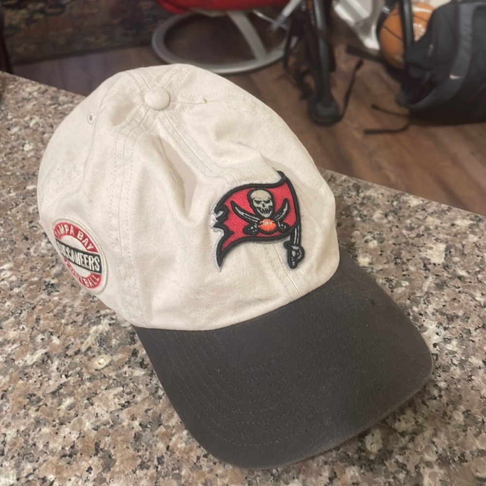 Tampa Bay Bucs Two Tone Relaxed Fit 47 Brand Hat